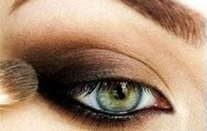 The Gift Of Passion Machiaj Smokey Eyes Simplu în 10 Minute