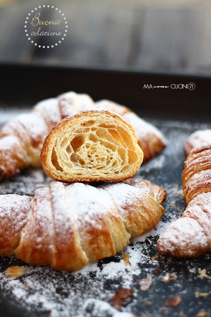 Croissant sfogliati Iginio Massari ricetta con foto passo passo