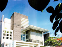 konsep modern minimalis dengan kaca-beton