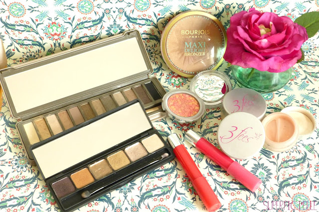 http://superfici-elle.blogspot.com/2016/01/mes-grands-favoris-maquillage-2015.html