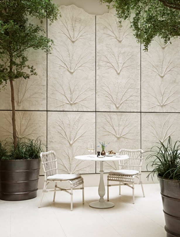 decoracion patio interior restaurante moderno