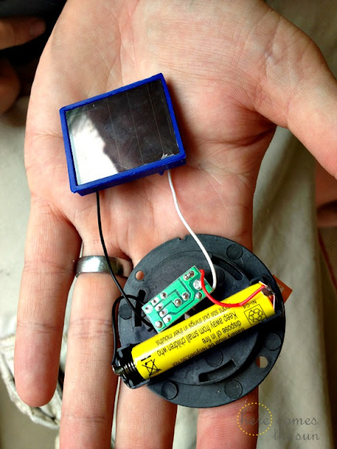 DIY Solar Powered Mason Jar Lantern