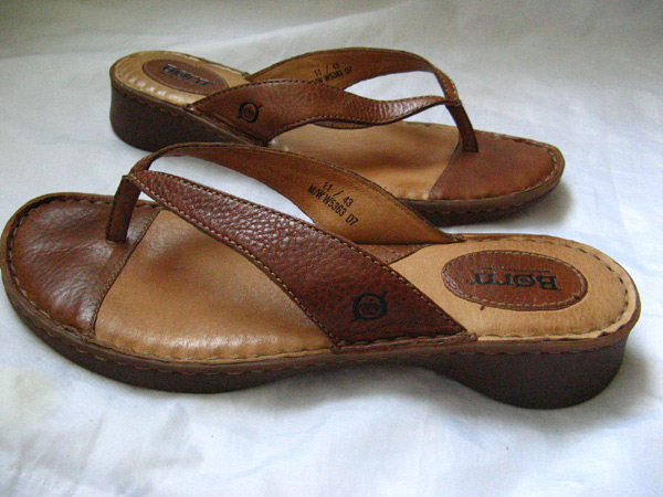 leather sandals size 11