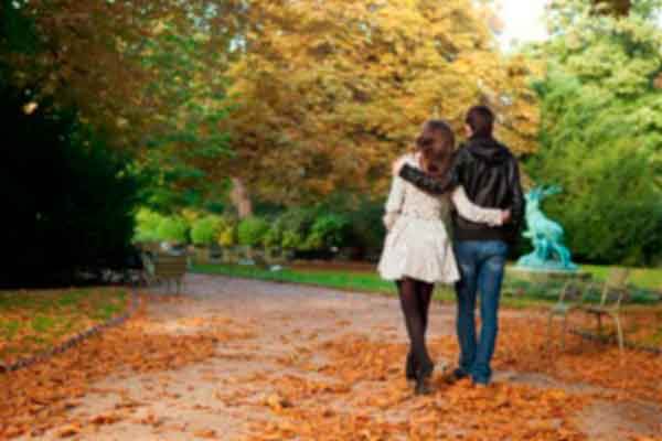 Tinder Social Conocer amigos Tinder