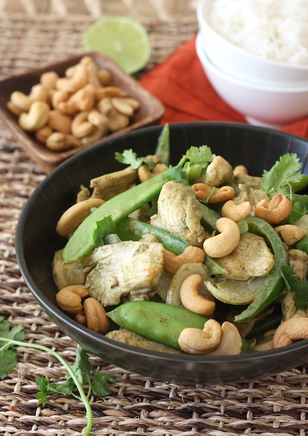 Thai Green Curry Chicken Stir-Fry with Cashews by SeasonWithSpice.com