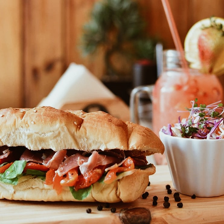 8 Restaurantes y Cafés que debes visitar si estás en la Isla de