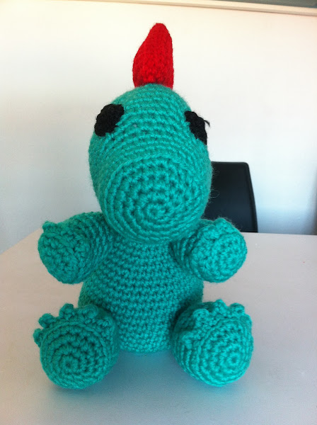 Dragon peluche o sujeta puertas amigurumi