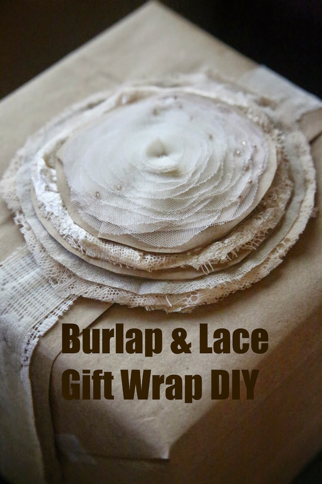 It's a Beautiful Life!: Burlap & Lace Gift Wrap DIY