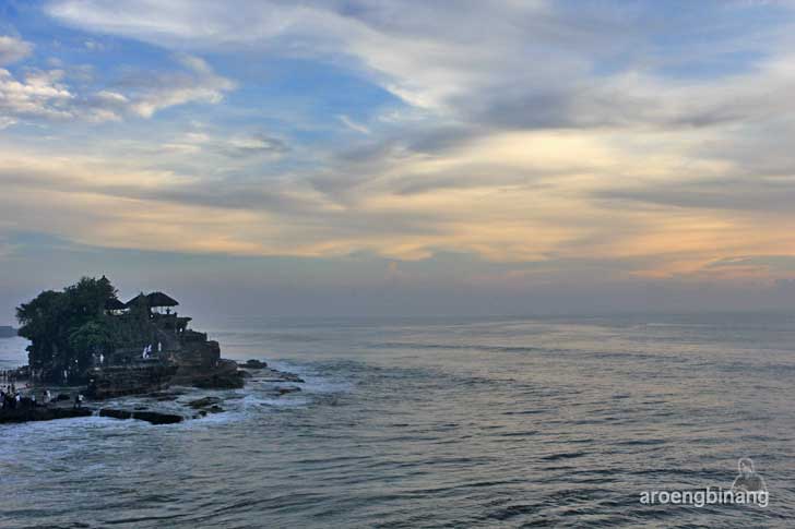tanah lot bali