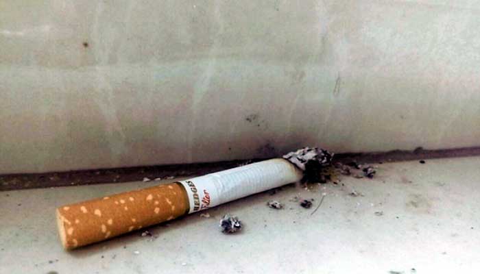 Benson-Goldleaf cigarettes were found to be 'deadlier' than nicotine বেনসন-গোল্ডলিফ সিগারেটে পাওয়া গেল নিকোটিনের চেয়েও ‘মারাত্মক’ উপাদান