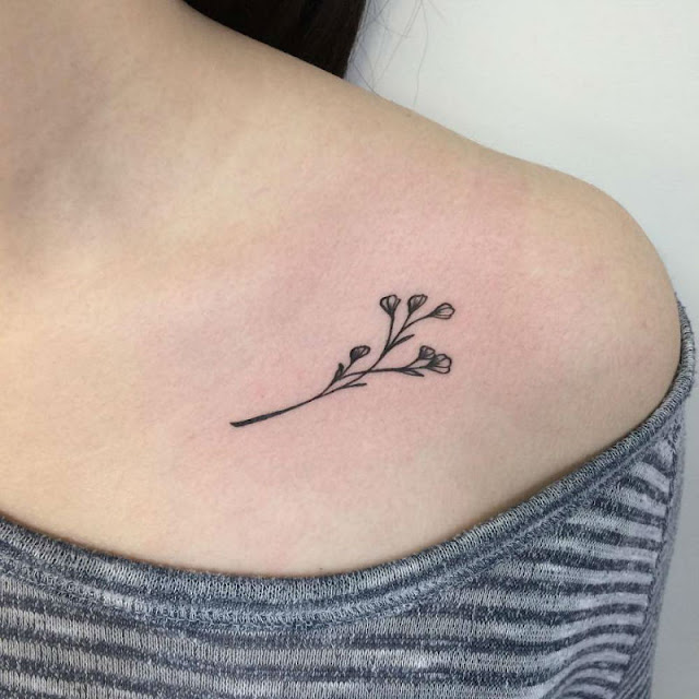 Mini tatuagens de flores para as mulheres Mini tatuagens de flores para as mulheres