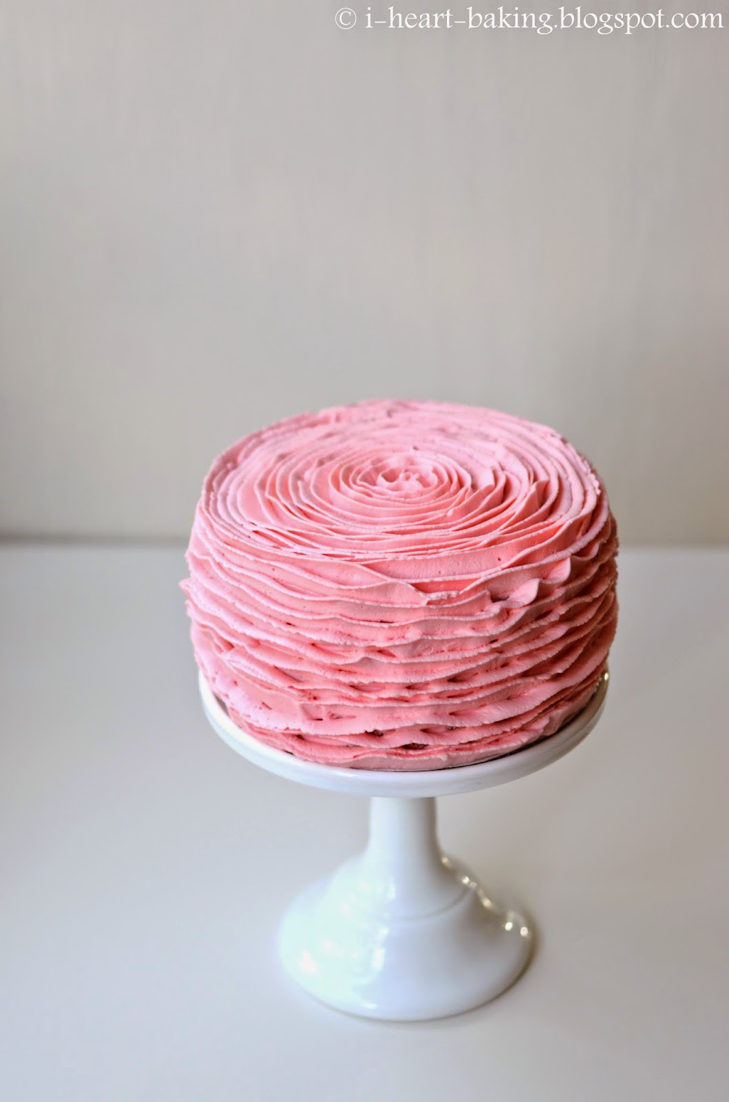 i heart baking!: pink velvet ruffle cake with strawberries ...