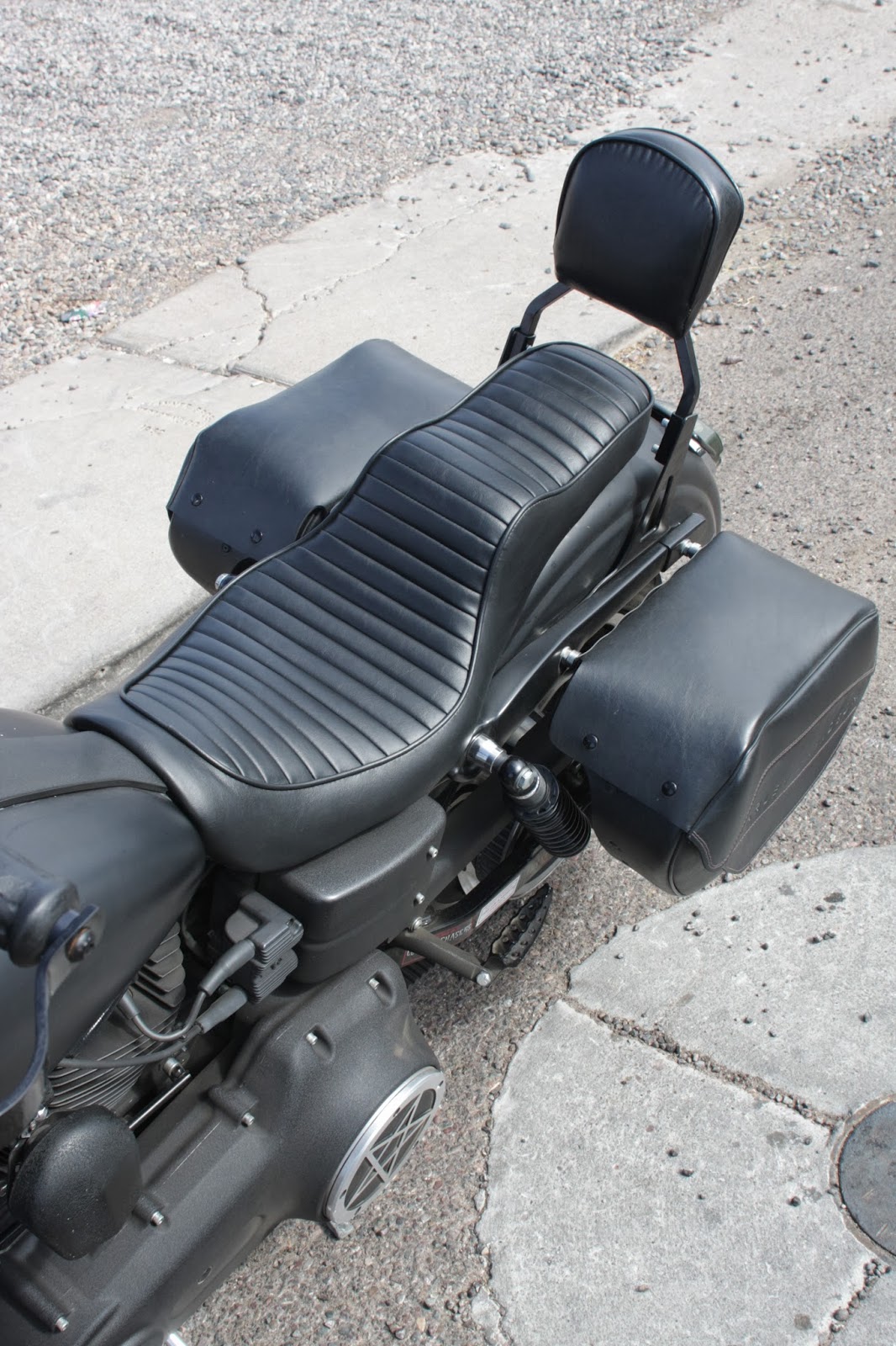 dyna 2 up seat