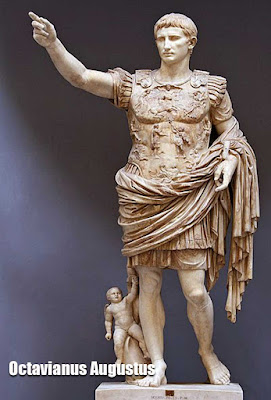 Foto patung Octavianus Augustus Kaisar Romawi Kuno 1