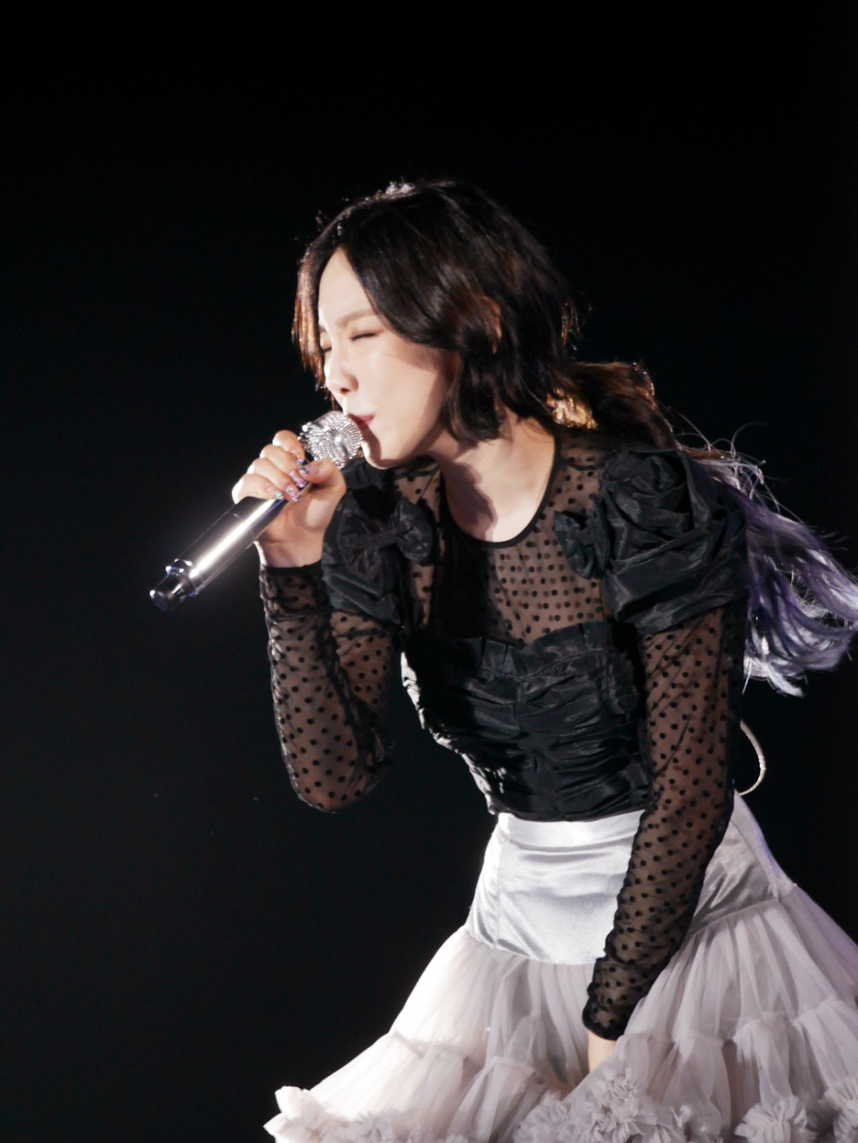 See Snsd Taeyeon S Pictures From Her Persona Concert In Hong Kong Wonderful Generation