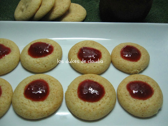 galletas con mermelada de fresa