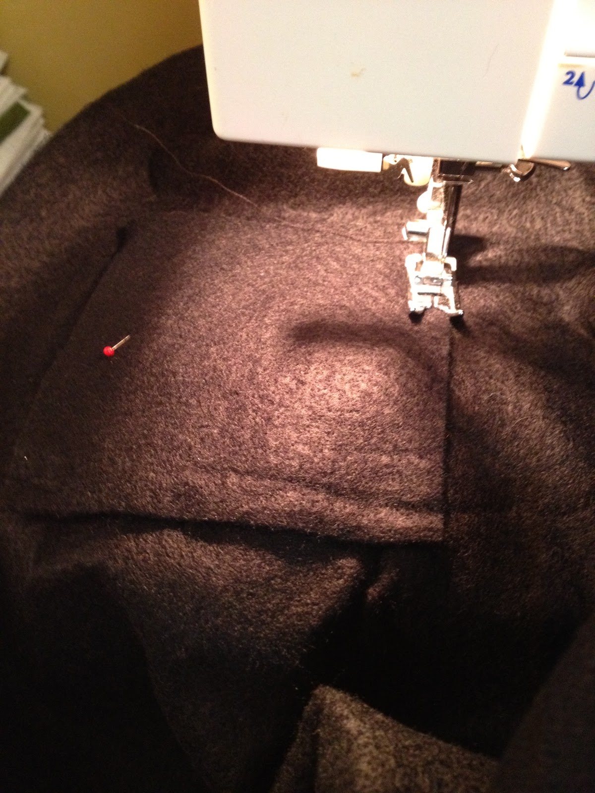 crafty-night-owls-homemade-trick-or-treat-bags-using-my-glowing-eyes