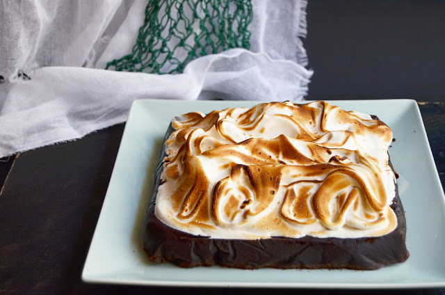 Prajitura lenesului - Negresa cu bezea (fara gluten)