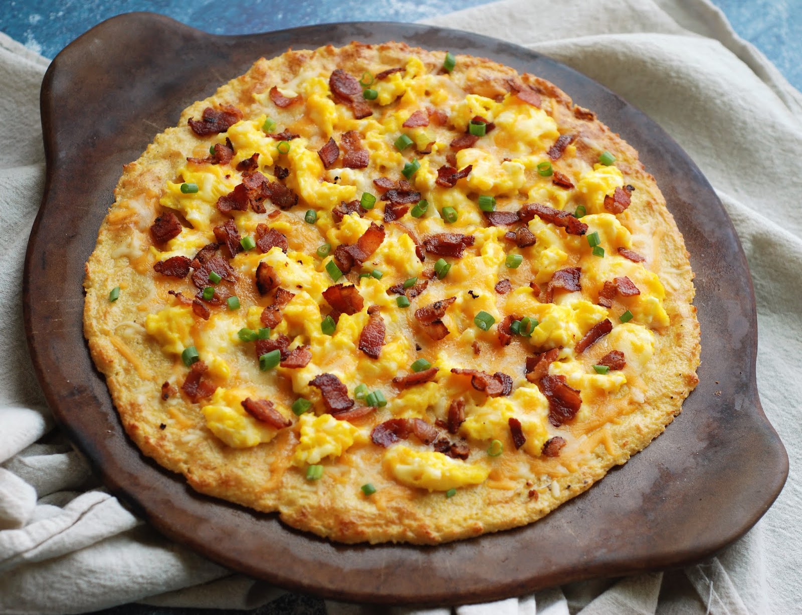Fleur DeLectable 3 Cheese Bacon, Eggs and Grits Breakfast Pizza