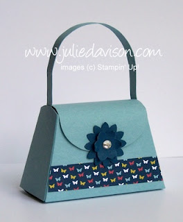 http://juliedavison.blogspot.com/2012/07/perfectly-simple-petite-purse-box.html