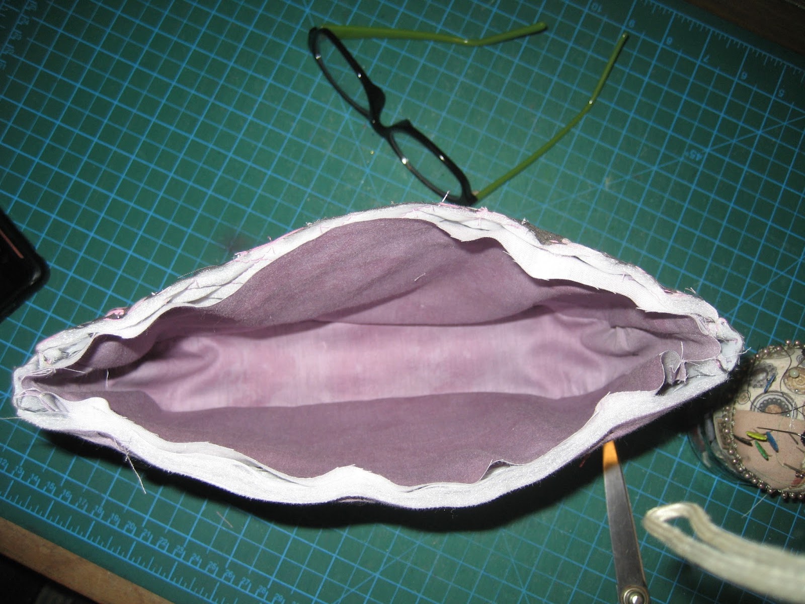 был сделан подклад. был сделан подклад. был сделан подклад. был сделан подклад. подклад в машине.