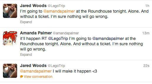 me and Amanda Palmer having a bit of a chat on twitter