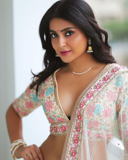 Avantika Mishra Photos Avantika Mishra Photos