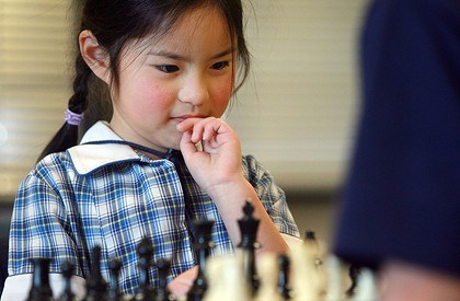 Se xadrez é um jogo temático, por que então o rei não é tão poderoso nele  quanto a rainha? - Quora