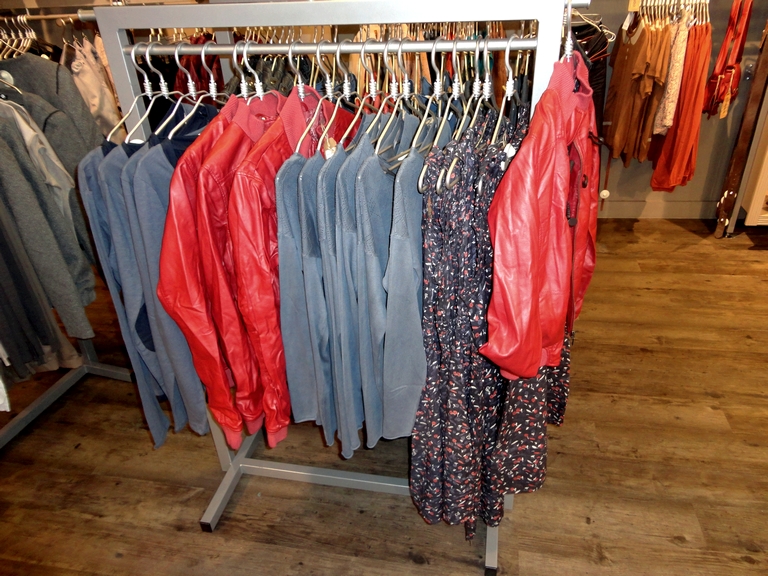 So Jo' Petit avantgoût de la nouvelle Collection BONOBO AH12