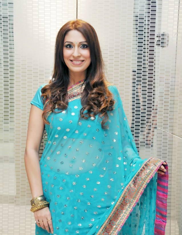 Pooja Misrra Hot in Saree - HD Group Sex
Pooja Mishra In Saree
