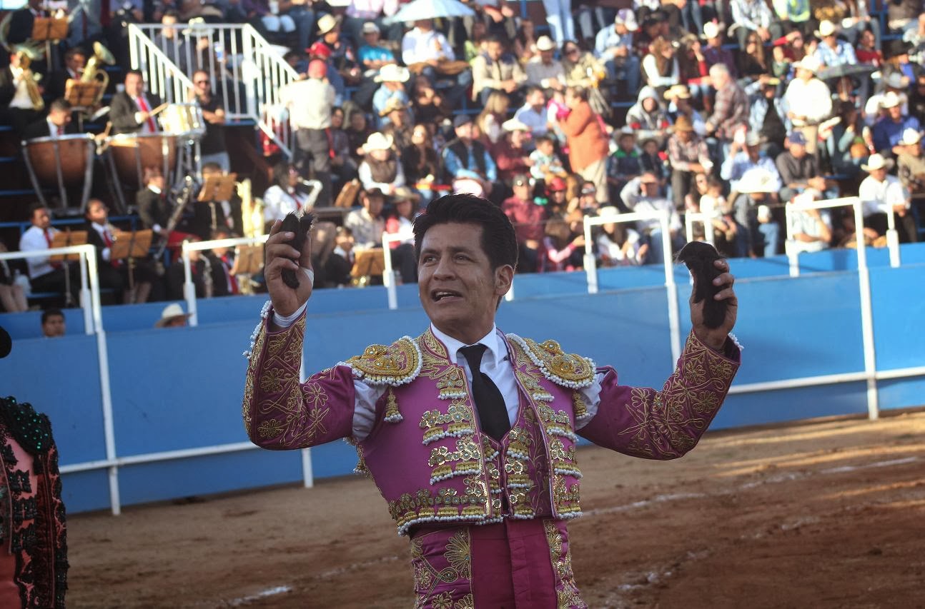 BARRERA DE SOL Ya debutó "LA MEXICANA"