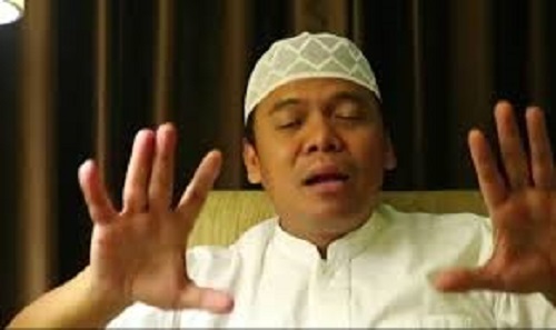 Gus Nur Syamsun Adalah