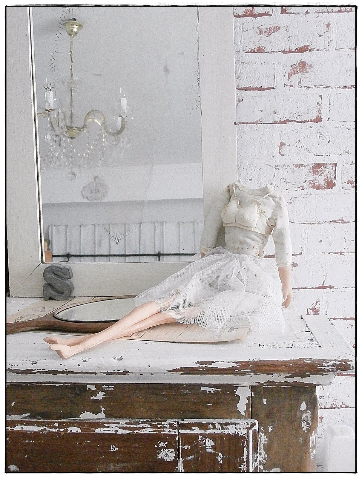 Shabby landhaus: schlafzimmer....................