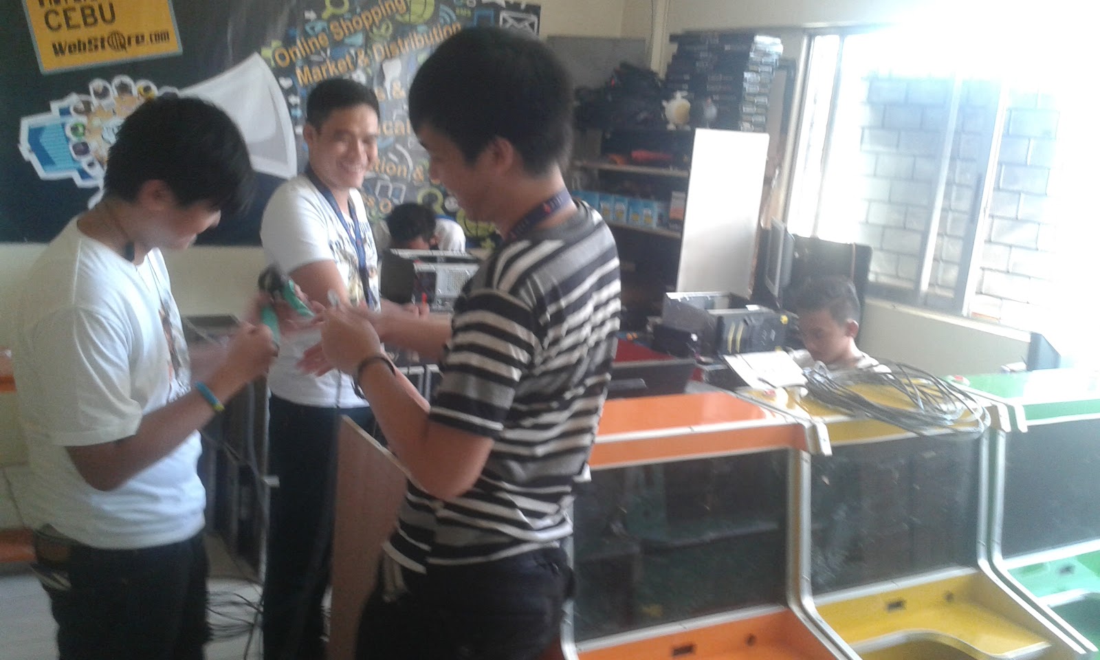 Computer Store/Supplier in Cebu, Philippines 2015