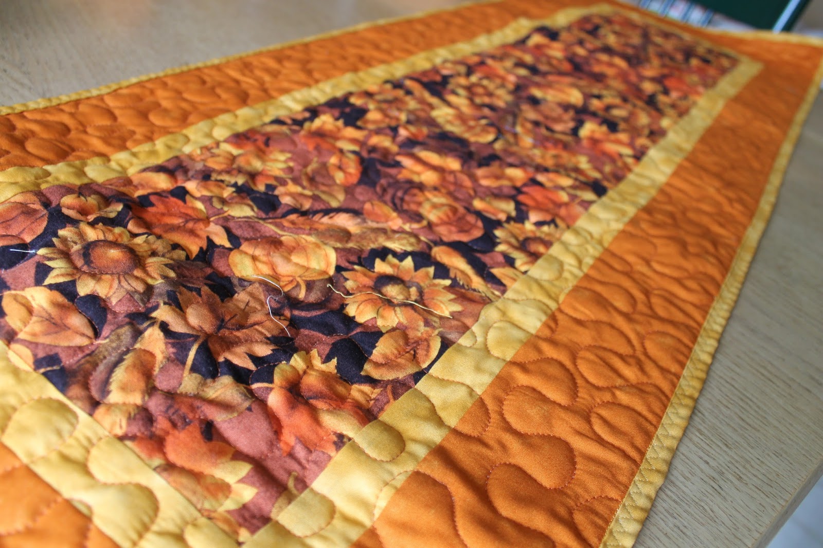 SunShine Sews... Fall Table Runners