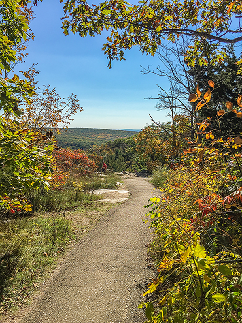 West Bluff Trail at Devil's Lake State Park