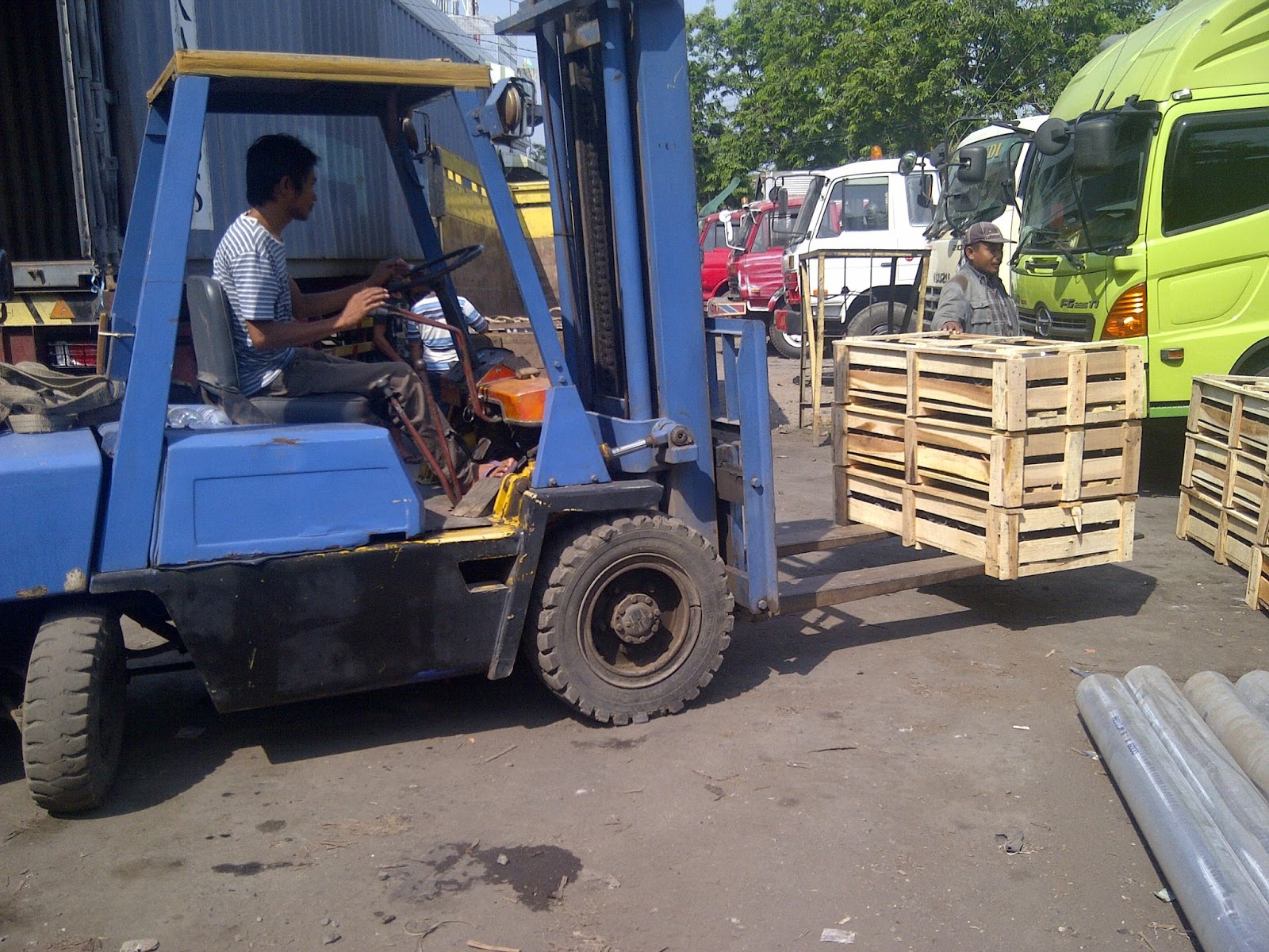 Ekspedisi Surabaya Ke Bontang Surabaya Lautan Pelayan