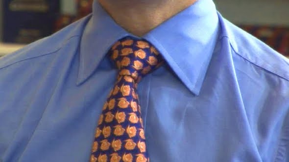 how to tie windsor knot step by step. how to tie a tie windsor style