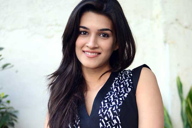Simple Yet Stylish Hairstyles For College Going Girl Video