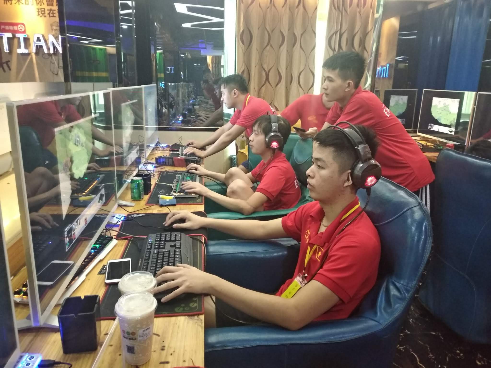 AoE Trung Việt 2018