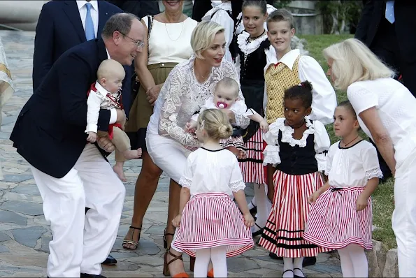 Princess Charlene and Prince Albert attend Traditional 'Pique Nique Monegasque'