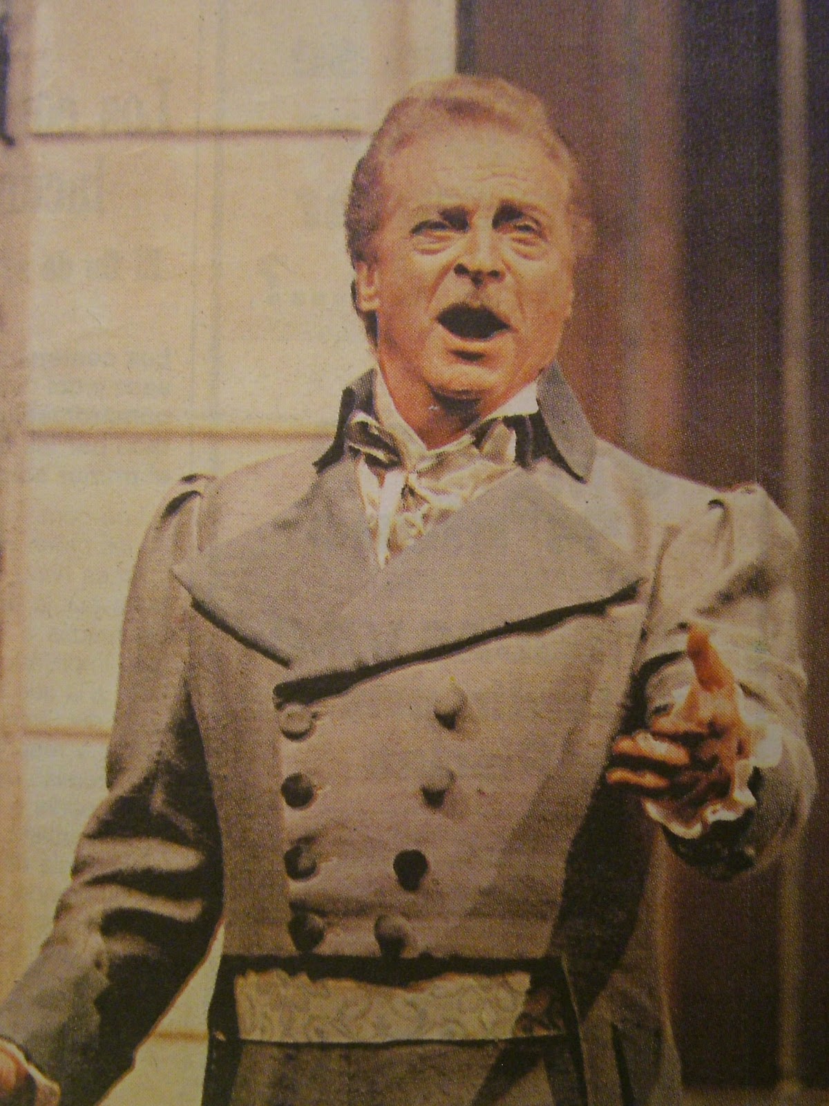 NOTICIAS Y EFEMERIDES MUSICALES Y DEL CINE ALFREDO KRAUS, UN 10 DE SEPTIEMBRE, MUERE EL TENOR Y