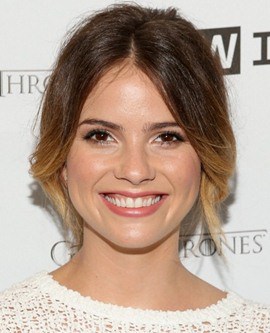 Celebrity News Shelley Hennig Measurements Height Weight Bra