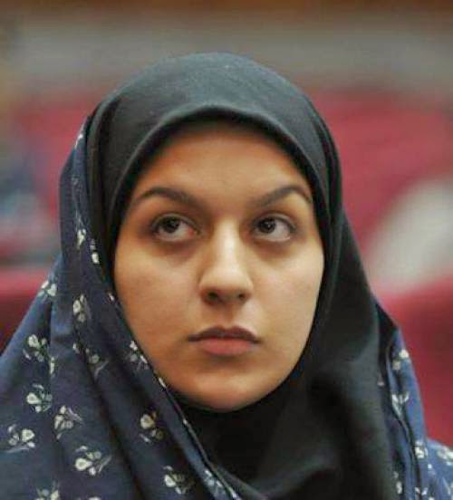 بالفيديو الآن شاهد صور وقصة الإيرانية ريحانة جباري التي تم إعدامها شنقاً اليوم