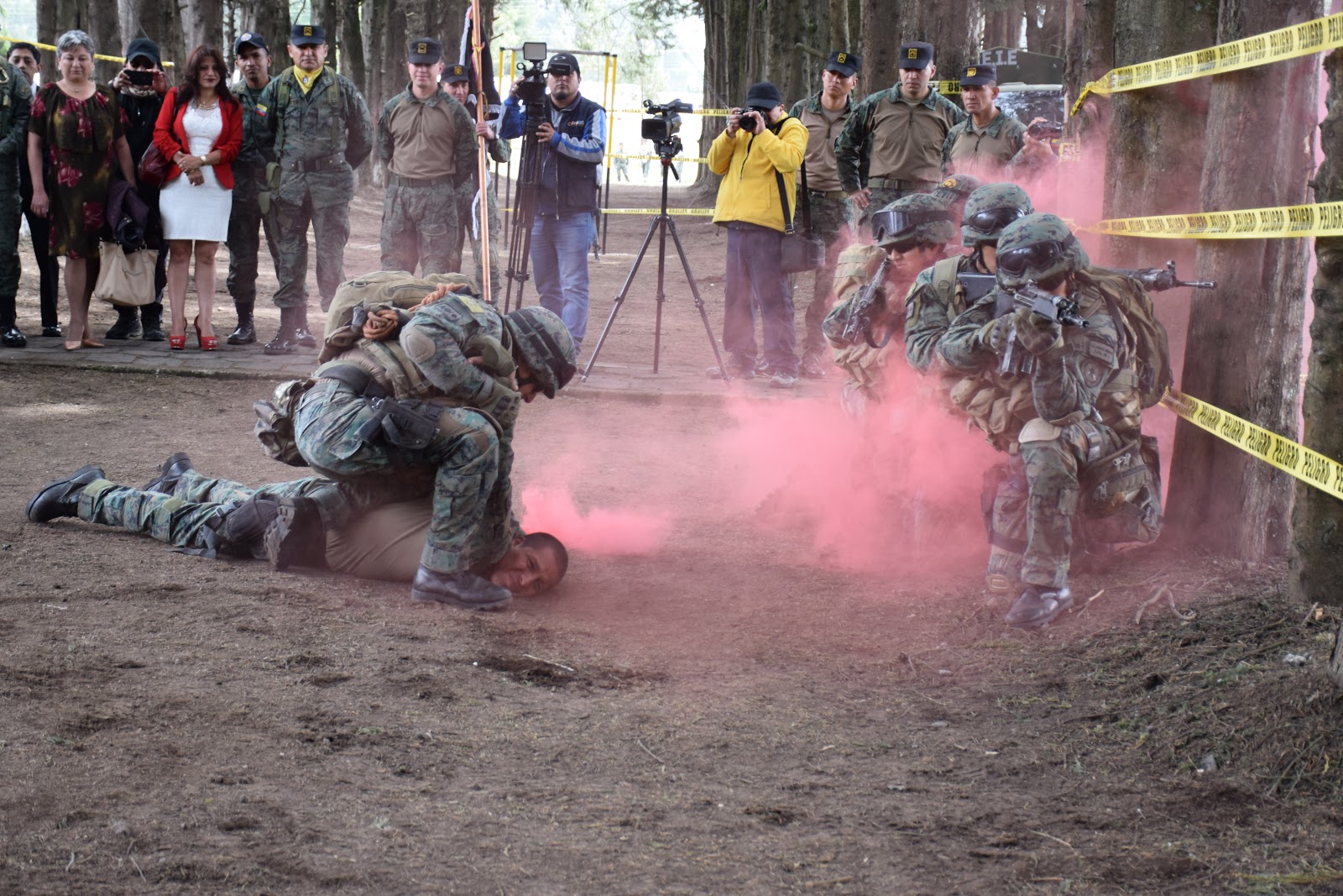 Escuela de Infantería del Ejército CURSO DE COMBATE URBANO