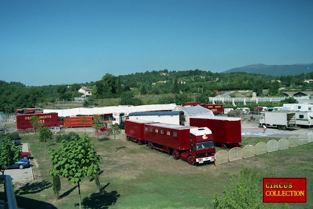 Cirque Arlette Gruss à Valbonne aout 1996 Photo Hubert Tièche   Collection Philippe Ros