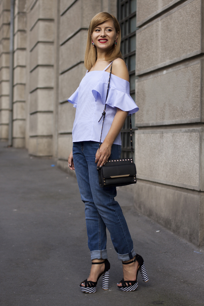 how to wear an off the shoulder top