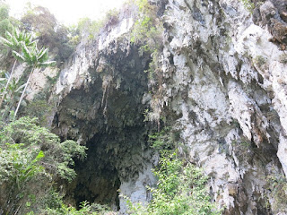 Gua Keramat Raja Ampat Misool