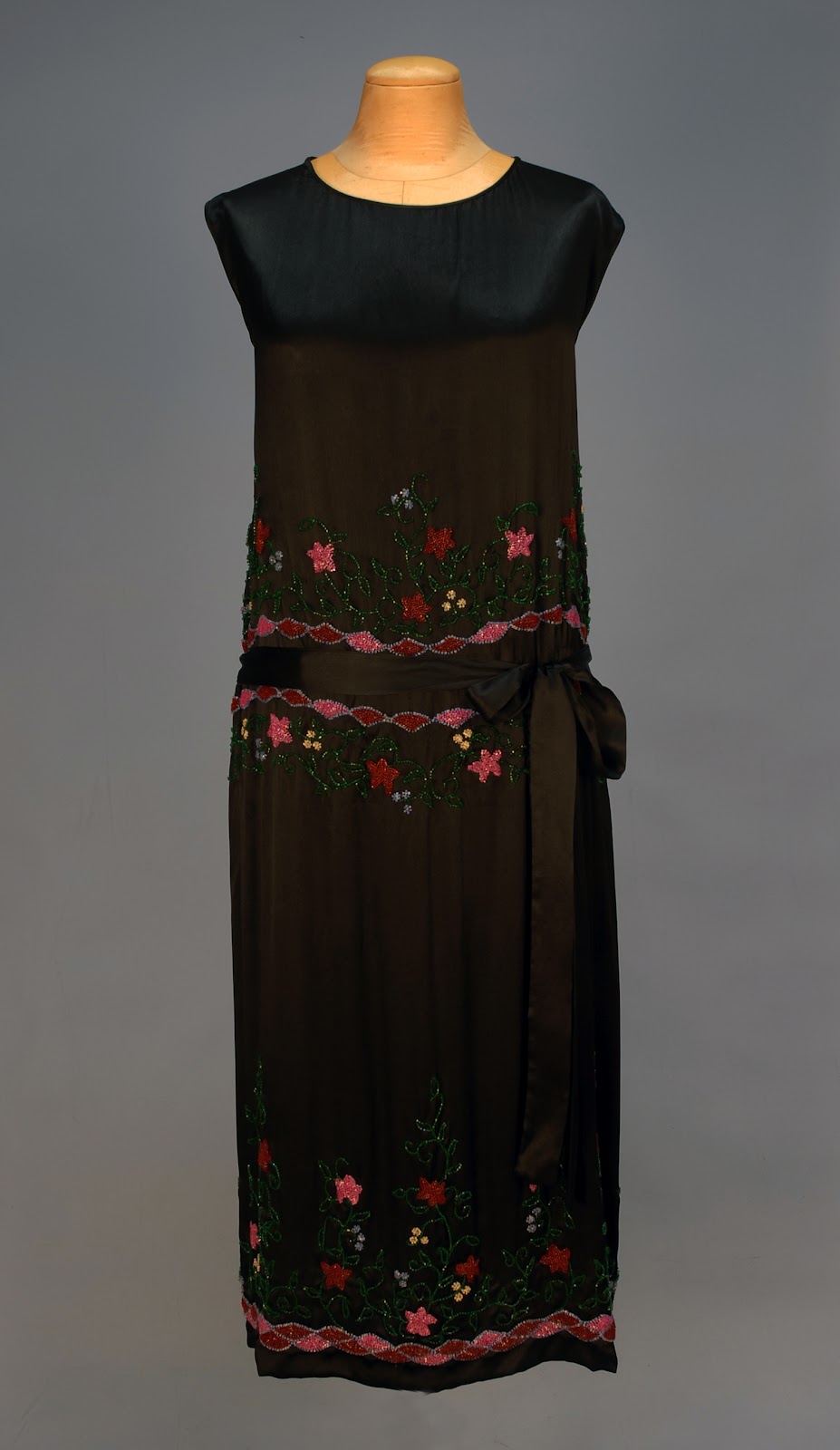 jamaica byles: Beautiful Vintage Dresses