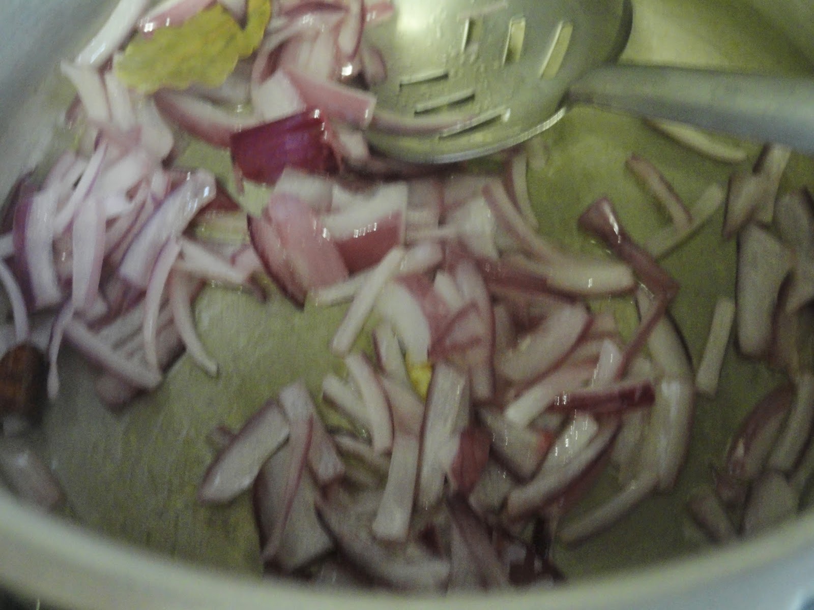 Vegetable pulov/Easy Onepot Meal using pressure cooker/Lunchbox ideas